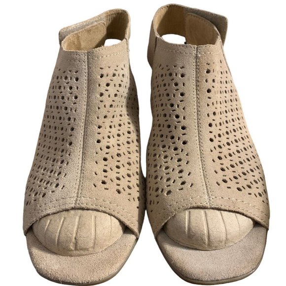 White Mountain Size 10 M Block Heel 3.5" Open-Toe Tan Upper Leather Strap Shoes - Picture 1 of 4